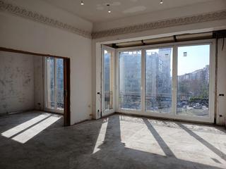 Rent Office space in Sant Gervasi - Galvany. Despacho plaza francesc macia