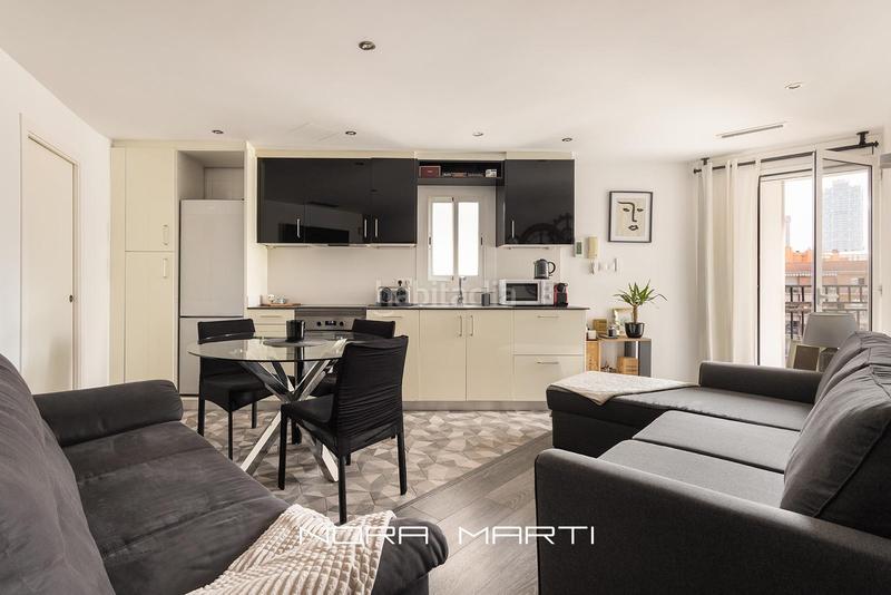 Foto 635e3c26-ea35-4a8a-95bc-3bc55ae68dcf. Pis amb calefacció a La Vila Olímpica del Poblenou Barcelona