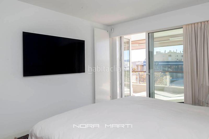 Foto 957cbd36-6ee8-4463-b915-599a3a7e88d1. Pis amb calefacció piscina a Barceloneta Barcelona