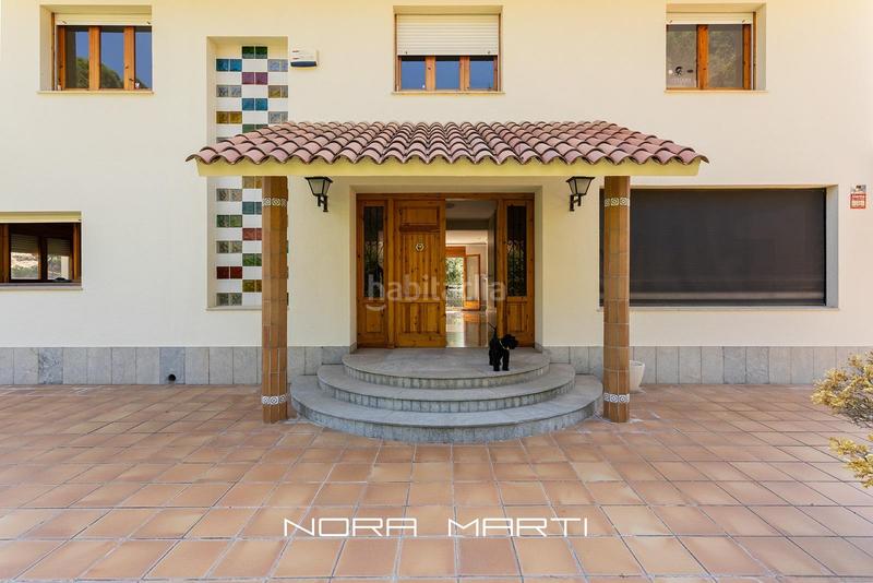 Foto 8700f24e-fa12-4eef-8bf9-2e4aa8ef8db1. Casa amb calefacció aparcament a Urbanitzacions Mataró