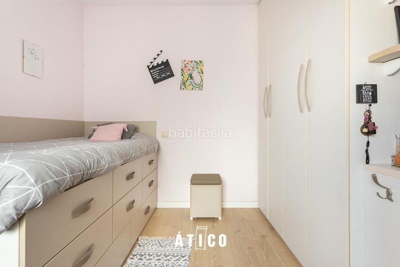 Foto 45bcc675-8b04-4a46-973b-d5353d6eba82. Dachwohnung mit heizung in Guinardó Barcelona