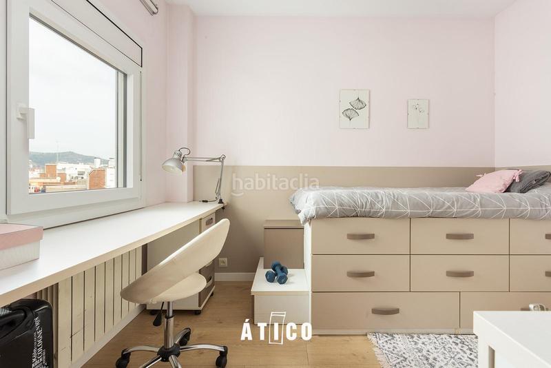 Foto 813b7d1b-138a-4406-80c2-dccef90ef85e. Dachwohnung mit heizung in Guinardó Barcelona