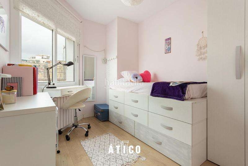 Foto fbec7301-fca2-4c3f-a970-c2925d8c3b7b. Dachwohnung mit heizung in Guinardó Barcelona