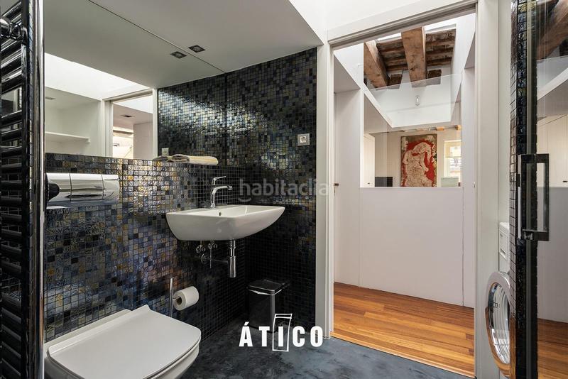 Foto f004a9fc-44eb-4da3-b925-97becd79ced7. Location attique avec chauffage dans Raval Barcelona