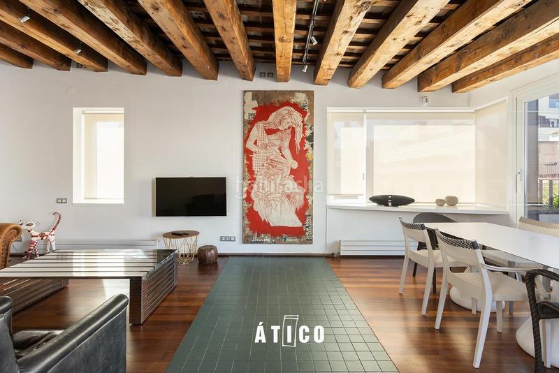 Foto 1f2a50ad-e2ef-4d9a-8c74-a1c05750be8c. Rent penthouse with heating in Raval Barcelona
