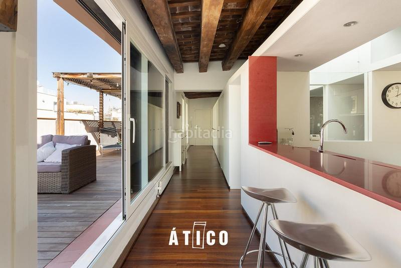 Foto 7968fb2b-8161-4eab-84b3-bfb76ed3b957. Rent penthouse with heating in Raval Barcelona