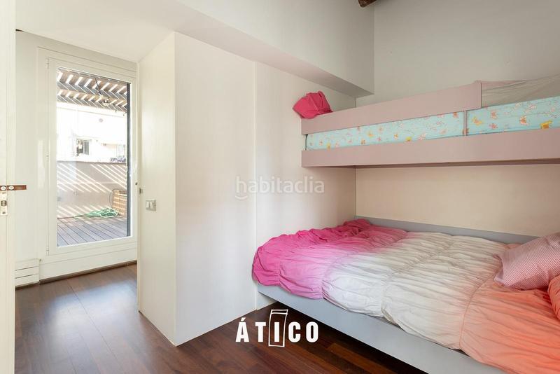 Foto ea5903b2-08f4-417e-84ee-4f724f10ba05. Rent penthouse with heating in Raval Barcelona