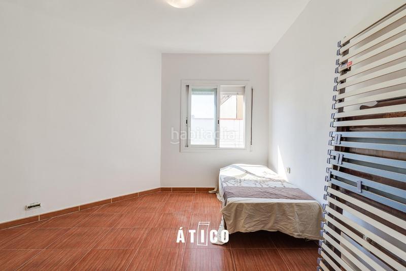 Foto 3f28ba38-8ef1-4d85-b304-4ad9f7cb8e96. Ático atico luminoso con terraza en zona muy tranquila en Barcelona