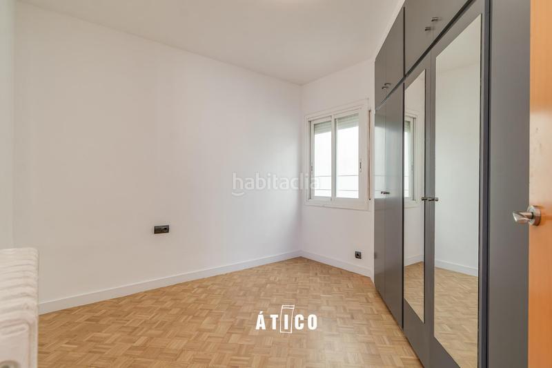 Foto a82de93b-d134-4fff-845b-92e7f0c694de. Ático atico luminoso con terraza en zona muy tranquila en Barcelona