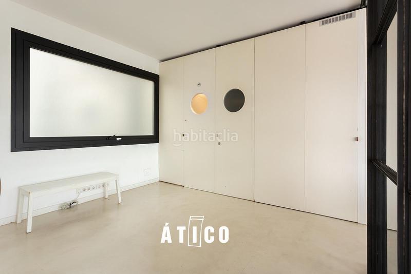 Foto b392869f-fe2f-44a8-ad2b-c3978db4b54a. Location bureau avec chauffage dans Dreta de l´Eixample Barcelona