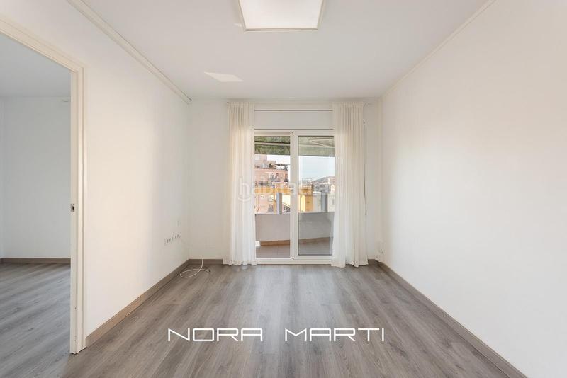 Foto b8e89c69-387d-4d3c-ba2f-e63c18ff68c7. Flat with heating in Can Baró Barcelona