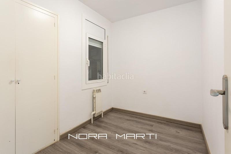 Foto caf630a8-6d72-4893-bf13-6667c1dbd498. Flat with heating in Can Baró Barcelona