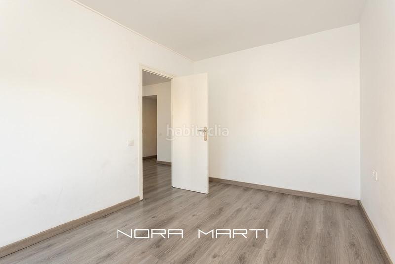 Foto f0c99e11-8fa9-46dc-9326-c1ceb75a80e5. Flat with heating in Can Baró Barcelona