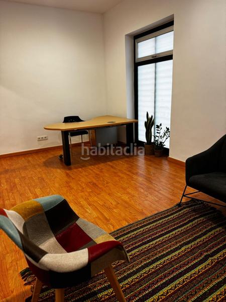 Foto b38aad40-e80c-46ce-92fc-b90090f5e473. Ufficio in Barri de les Corts Barcelona