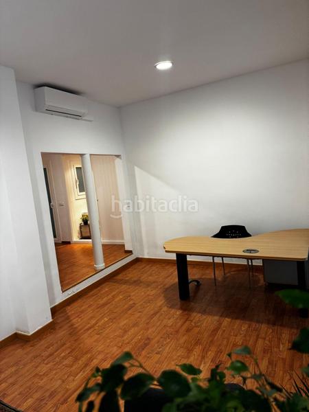 Foto eee3bf08-b0b1-4ef9-bb74-1db7ec34406a. Ufficio in Barri de les Corts Barcelona