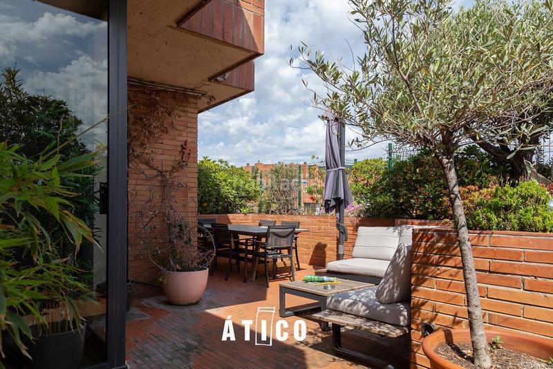 Foto 39bd85ec-7c88-4d1c-9c35-f326c8eeeb1b. Location attique avec chauffage parking dans Sarrià Barcelona