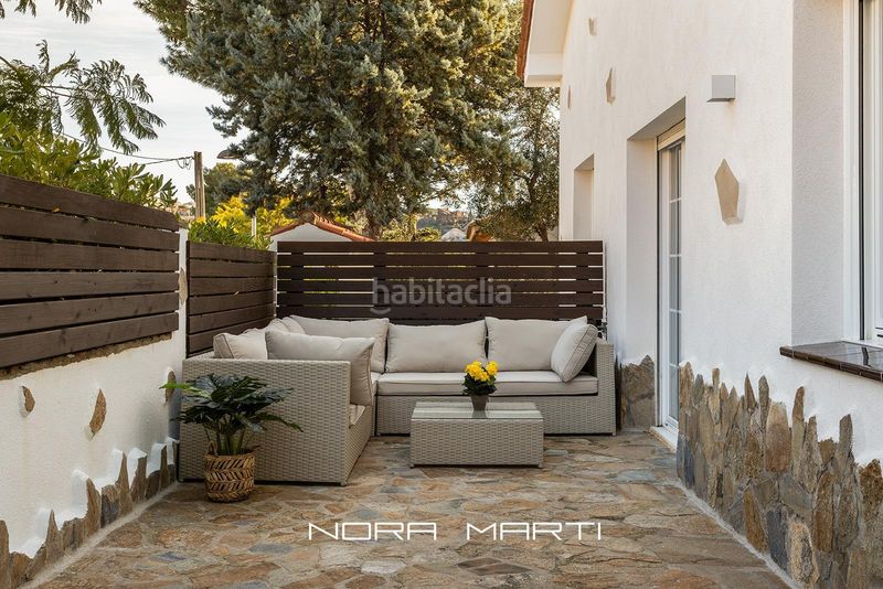 Foto ba8a082f-070d-4b7a-8267-787bc419d1a5. Casa amb calefacció aparcament a La Plana-Bellsoleig Sant Just Desvern