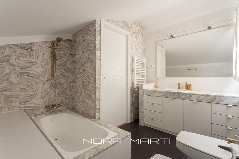 Foto c3967b6e-5625-4041-9d0f-b0e9b11772bc. Casa amb calefacció aparcament a La Plana-Bellsoleig Sant Just Desvern
