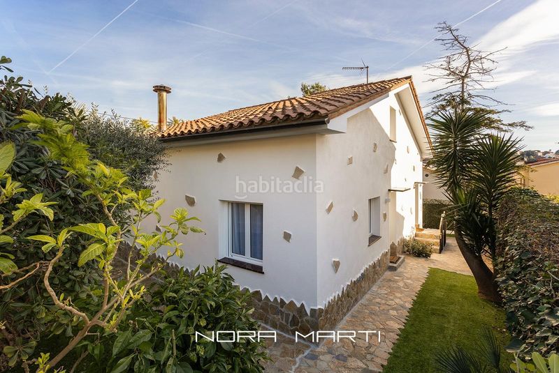Foto f0af00ca-a7cf-42a2-a13d-e40ebda168a5. Casa amb calefacció aparcament a La Plana-Bellsoleig Sant Just Desvern