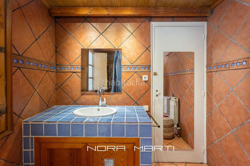 Foto 2684d6e2-27f9-4b1b-87ed-6918a4d2aa84. Casa amb calefacció a Vila de Gràcia Barcelona