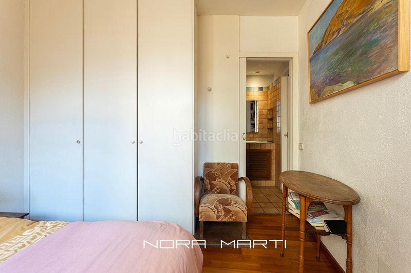 Foto 4db2e731-b8b3-47c7-8a04-61192d5afaba. Casa amb calefacció a Vila de Gràcia Barcelona