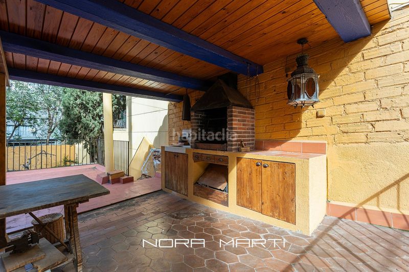 Foto b478bbdb-83d4-41e1-80fb-d963b5326c7d. Casa amb calefacció a Vila de Gràcia Barcelona