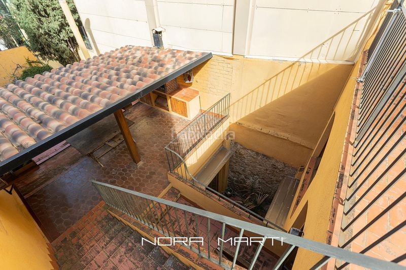Foto c67a621f-0ab4-4399-8e3d-04002acfbb11. Casa amb calefacció a Vila de Gràcia Barcelona