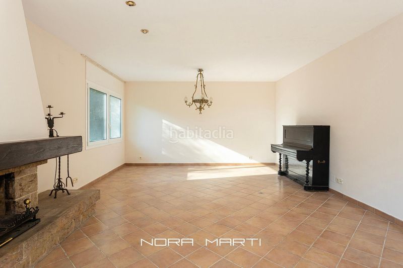 Foto 7029afd1-b0eb-444c-8f67-9f58048e890c. Casa amb aparcament a Bellaterra