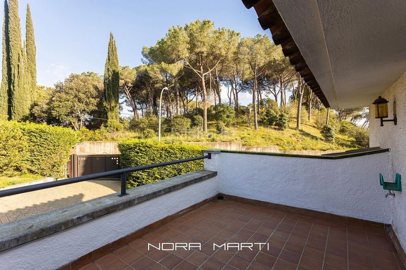 Foto ba077433-e629-4e55-aac9-51567dc99227. Casa amb aparcament a Bellaterra