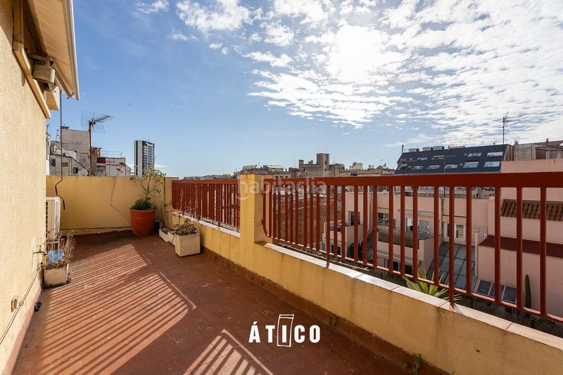 Foto 1b18c69a-89b6-4093-a5ad-bdbf7d945de4. Àtic amb calefacció aparcament piscina a Sant Gervasi - Galvany Barcelona
