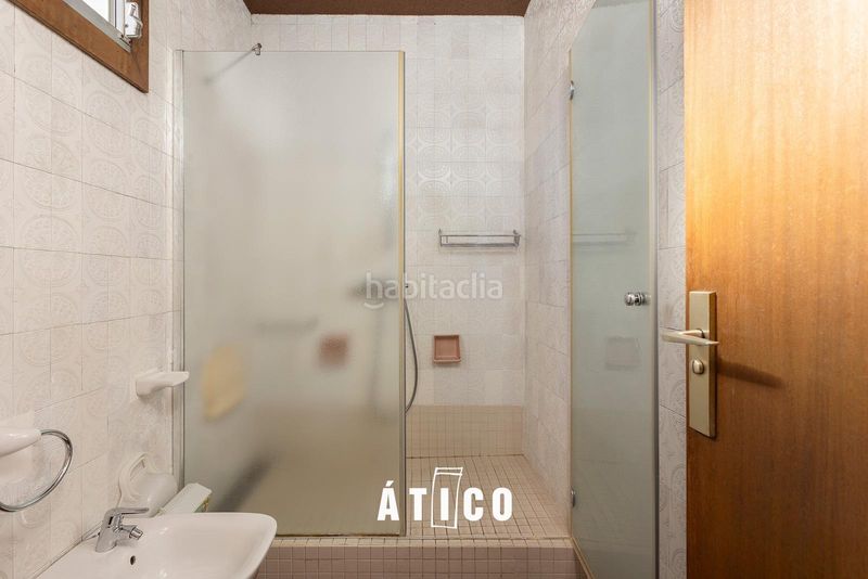 Foto 2d303b9c-2564-45e2-95dd-a26762513320. Àtic amb calefacció aparcament piscina a Sant Gervasi - Galvany Barcelona