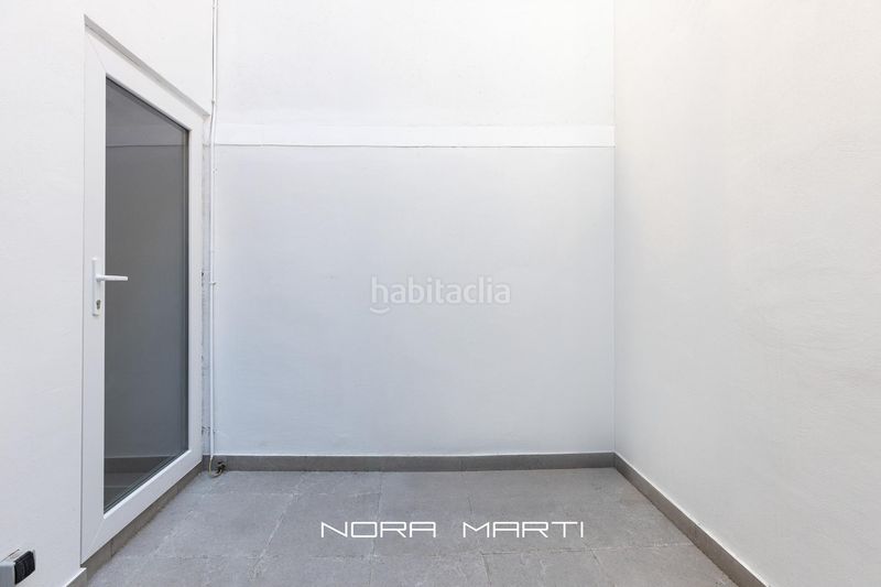 Foto 95adaa72-f362-4144-ba12-642fc3346575. Planta baixa a El Poble Sec - Parc de Montjuïc Barcelona