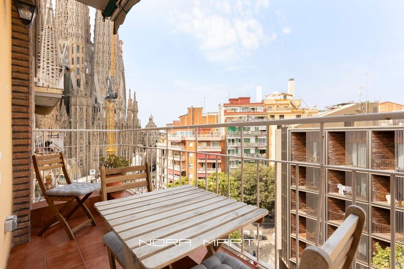 Foto ed073e2e-d6b7-4454-a7b7-3cf65480e860. Pis amb calefacció a Sagrada Família Barcelona