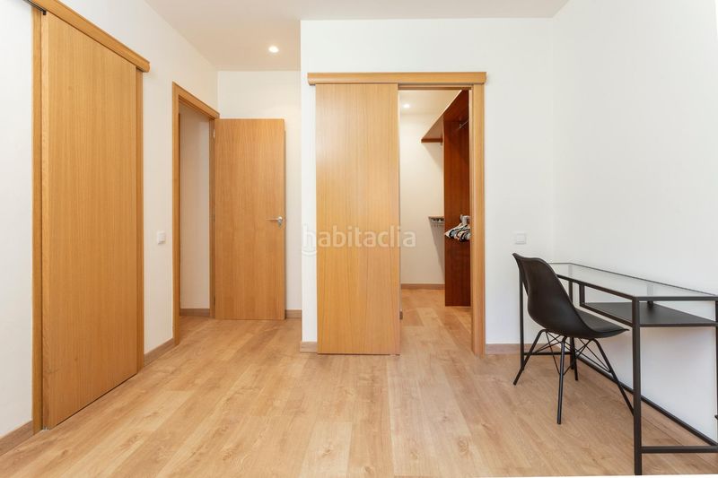 Foto e4a41852-4719-49a4-92c4-bd4a2d2a6681. Pis amb calefacció aparcament a Putget - Farró Barcelona