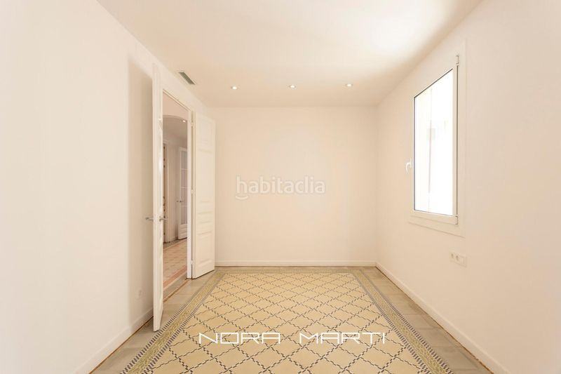 Foto 82b266e9-147c-4e49-9691-74fdc3757c52. Alquiler piso magnifico piso en finca regia reformado en eixample en Barcelona