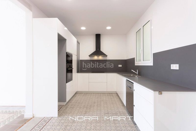 Foto c1cec8c0-3b45-4933-96a6-3992f10dad17. Alquiler piso magnifico piso en finca regia reformado en eixample en Barcelona