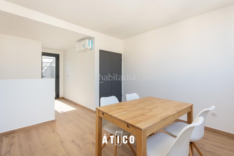 Foto 8b848c58-50dc-48c5-9088-c9a70b5920ed. Àtic amb calefacció aparcament piscina a Putget - Farró Barcelona