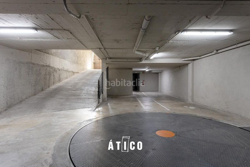 Foto af9e4b10-143c-4b5f-8fd8-2a1cd8980c6e. Àtic amb calefacció aparcament piscina a Putget - Farró Barcelona