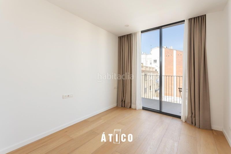 Foto f21c190e-4155-4d1e-ac0f-ed2261c62444. Àtic amb calefacció aparcament piscina a Putget - Farró Barcelona