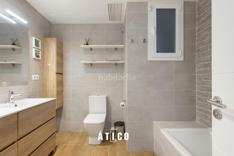 Foto 883b67be-1d9f-41a7-92cb-a453f060b25b. Rent flat with heating in Putget - Farró Barcelona