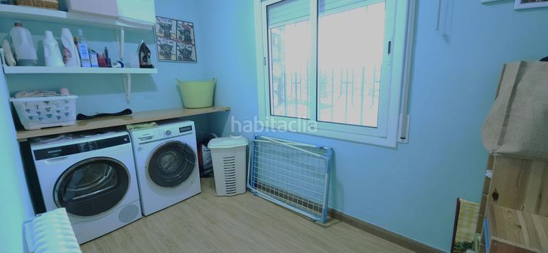 Foto b0a8e291-b7c9-45ab-a300-e58af3778380. Haus mit heizung parking in Corbera de Llobregat