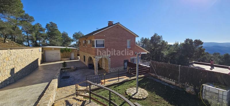 Foto b3029db5-daf7-4526-bf48-b56bcddb1846. Haus mit heizung parking in Corbera de Llobregat