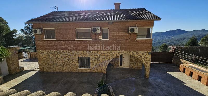 Foto eb8d5080-8701-43cb-bf78-280743076c75. Haus mit heizung parking in Corbera de Llobregat
