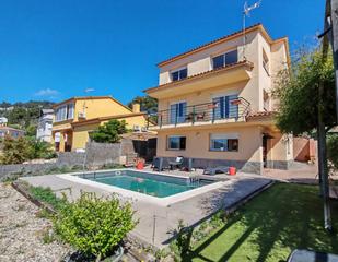 Haus in Corbera de Llobregat. Casa en venta en corbera de llobregat, 5 dormitorios.