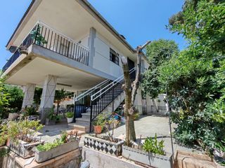 Casa en Corbera de Llobregat. Casa en venta en corbera de llobregat, 3 dormitorios.