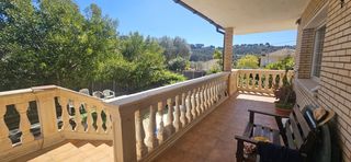 Casa  Mare de deu de lourdes. Casa en venta en corbera de llobregat, 4 dormitorios.