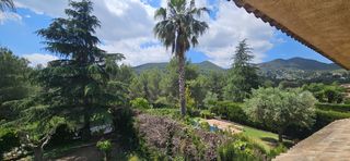 Casa a Corbera de Llobregat. Casa en venta en corbera de llobregat, 4 dormitorios.