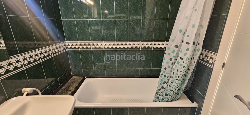 Foto fd1415a6-c7cd-4455-991c-45644ecd332b. Casa amb calefacció aparcament a Corbera de Llobregat