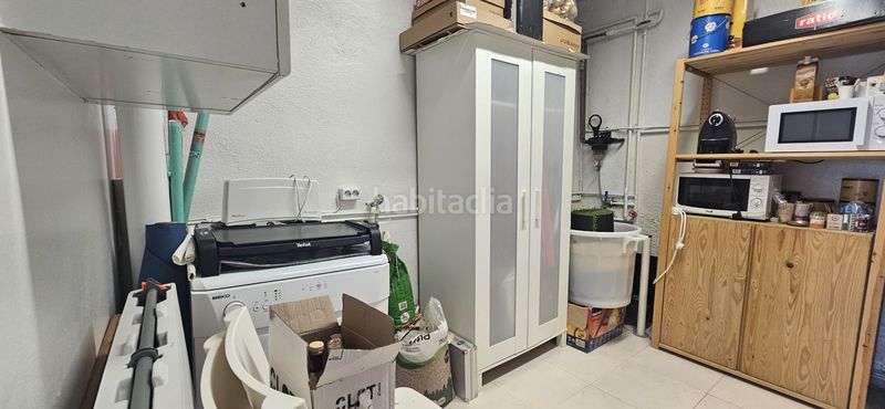 Foto eff78374-7545-4977-b0a9-116b11f75fb6. Casa amb calefacció aparcament a Corbera de Llobregat