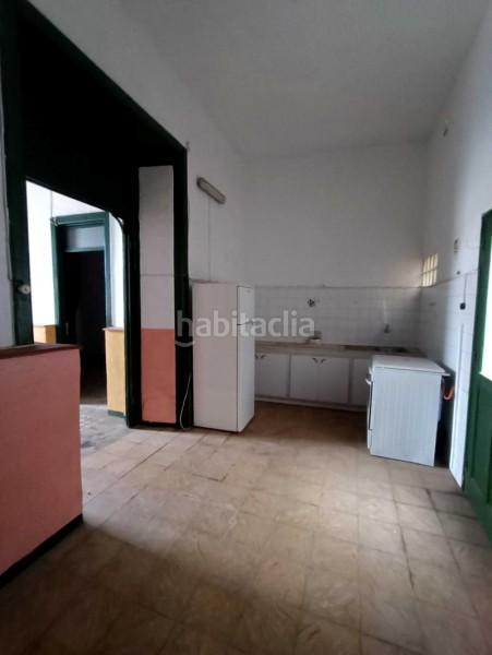 Foto 3ba16e0a-cc29-4942-b078-890b99c7102e. Edificio en plaza de san pedro edificio en venta en , santa cruz de tenerife en Güímar